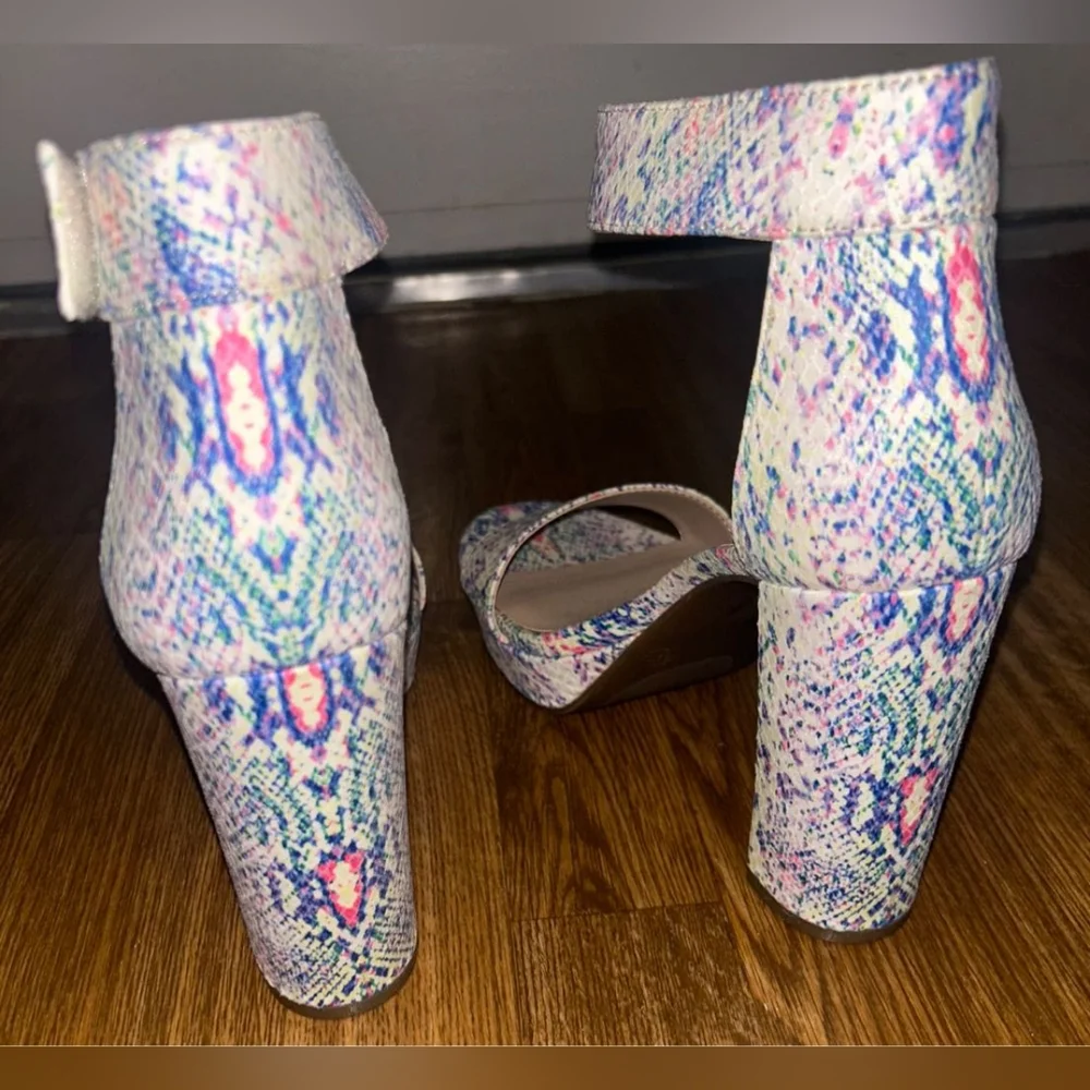 Colorful Splatter Heels - Picture 9 of 14